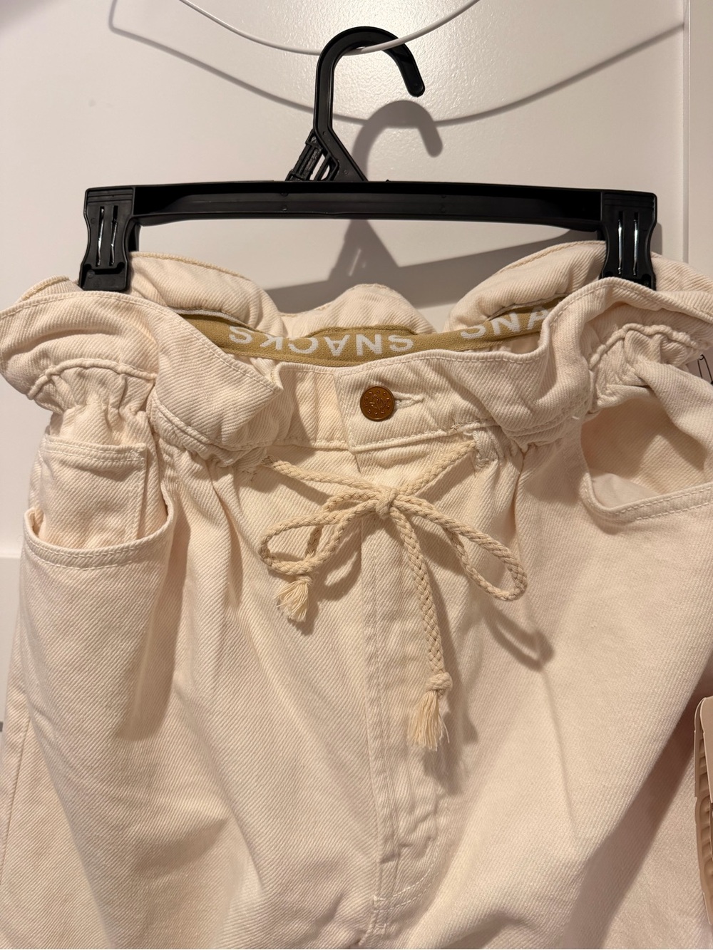 MOTHER Snacks-NWT-Neutral Cream Paperbag Waist Wide-Leg pants - Picture 2 of 9
